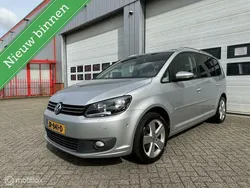 Grijs Gebruikt 2014 VW Touran Highline MPV | € 8.995 (Iets duurder)
