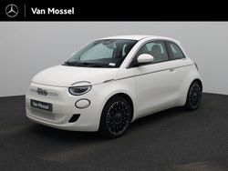 Wit Gebruikt 2023 Fiat 500e La Prima Hatchback | € 22.900 (Eerlijke prijs)