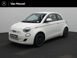 Wit Gebruikt 2023 Fiat 500e La Prima Hatchback | € 23.900 (Eerlijke prijs)