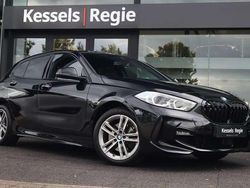 Zwart Gebruikt 2024 BMW 118 M Sport Hatchback | € 31.950 (Eerlijke prijs)