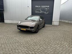 Bruin Gebruikt 2015 Porsche Cayenne SUV | € 35.000 (Duur)