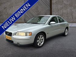 Grijs Gebruikt 2005 Volvo S60 Kinetic Sedan | € 1.500 (Super prijs)