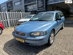 Blauw Gebruikt 2003 Volvo V70 Comfort Stationwagen | € 2.750 (Eerlijke prijs)