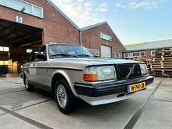 Grijs Gebruikt 1991 Volvo 240 Sedan | € 13.850