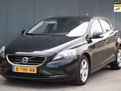 Zwart Gebruikt 2014 Volvo V40 Kinetic Stationwagen | € 8.450 (Super prijs)