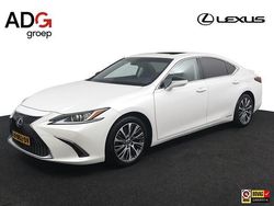 Wit Gebruikt 2021 Lexus ES300H Business Edition Sedan | € 30.850 (Iets duurder)