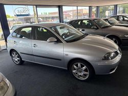 Zilver Gebruikt 2005 Seat Ibiza Stella Hatchback | € 1.850 (Iets duurder)