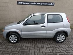 Grijs Gebruikt 2004 Suzuki Ignis GL Hatchback | € 4.400