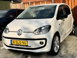 Wit Gebruikt 2013 VW up! Groove Hatchback | € 4.950 (Eerlijke prijs)