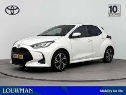Wit Gebruikt 2024 Toyota Yaris Hybrid Limited Hatchback | € 23.900 (Eerlijke prijs)