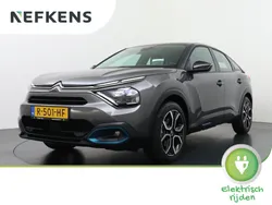 Grijs, metallic lak Gebruikt 2022 Citroën e-C4 Feel SUV | € 17.300 (Goede deal)