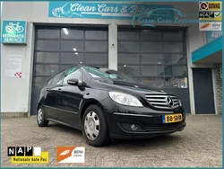 Zwart Gebruikt 2005 Mercedes A170 MPV | € 1.999 (Eerlijke prijs)