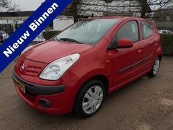Rood Gebruikt 2011 Nissan Pixo Acenta Hatchback | € 3.950 (Iets duurder)