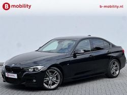 Zwart Gebruikt 2018 BMW 318 Executive Sedan | € 19.495 (Eerlijke prijs)