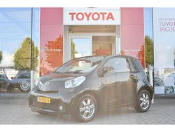 Zwart Gebruikt 2011 Toyota iQ Hatchback | € 5.999 (Eerlijke prijs)