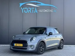 Grijs Gebruikt 2019 Mini ONE Hatchback | € 11.950 (Eerlijke prijs)