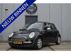 Zwart Gebruikt 2004 Mini ONE Pepper Hatchback | € 2.250 (Eerlijke prijs)