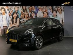 Zwart (metallic) Gebruikt 2020 Ford Puma ST-Line SUV | € 18.945 (Eerlijke prijs)