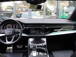 Zwart Gebruikt 2021 Audi Q8 Proline SUV | € 69.850 (Eerlijke prijs)