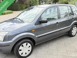 Grijs Gebruikt 2003 Ford Fusion MPV | € 999 (Goede deal)