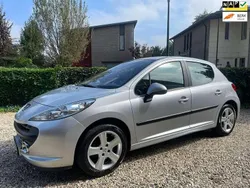 Grijs Gebruikt 2007 Peugeot 207 Hatchback | € 4.775 (Iets duurder)