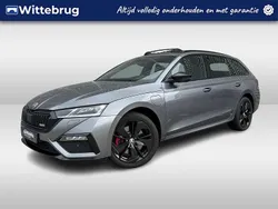 Grijs Gebruikt 2022 Skoda Octavia RS Stationwagen | € 33.950 (Eerlijke prijs)
