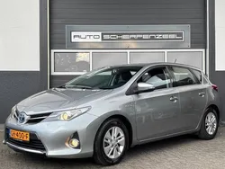 Grijs Gebruikt 2014 Toyota Auris Hatchback | € 9.485 (Goede deal)