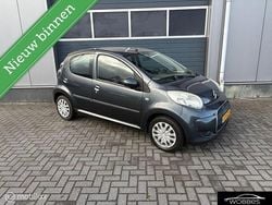 Grijs Gebruikt 2011 Citroën C1 SELECTION Hatchback | € 1.999 (Eerlijke prijs)