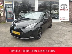 Zwart Gebruikt 2019 Toyota Yaris Active Hatchback | € 16.950 (Eerlijke prijs)