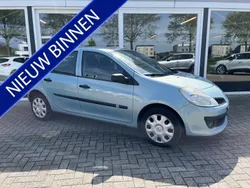Blauw Gebruikt 2008 Renault Clio II Hatchback | € 1.750 (Eerlijke prijs)