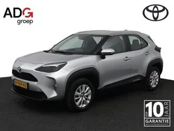 Grijs Gebruikt 2022 Toyota Yaris Cross Active SUV | € 24.950 (Eerlijke prijs)