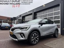 Grijs Gebruikt 2024 Renault Captur Techno SUV | € 27.895 (Eerlijke prijs)