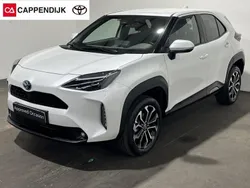 Wit Gebruikt 2023 Toyota Yaris Cross SUV | € 29.299 (Eerlijke prijs)