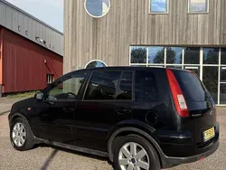 Zwart Gebruikt 2006 Ford Fusion Futura MPV | € 1.200 (Eerlijke prijs)