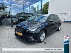 Zwart Gebruikt 2023 Seat Ibiza Business Hatchback | € 20.750 (Eerlijke prijs)