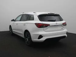 Wit Nieuw 2025 MG MG5 EV Luxury Stationwagen | € 32.150 (Super prijs)