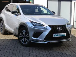 Grijs Gebruikt 2019 Lexus NX300h Sport Line SUV | € 37.960 (Eerlijke prijs)