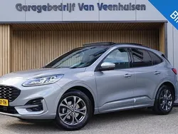Grijs Gebruikt 2022 Ford Kuga ST-Line X SUV | € 27.450 (Eerlijke prijs)