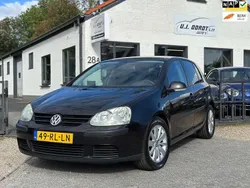 Zwart Gebruikt 2005 VW Golf IV Hatchback | € 4.499 (Duur)