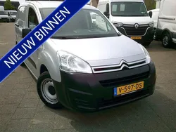 Grijs Gebruikt 2017 Citroën Berlingo Comfort MPV | € 4.999 (Goede deal)