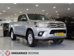 Zilver (metallic) Gebruikt 2018 Toyota HiLux Pickup | € 34.301 (Iets duurder)