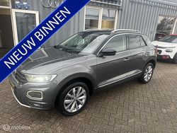 Grijs Gebruikt 2019 VW T-Roc Sport SUV | € 12.990 (Eerlijke prijs)