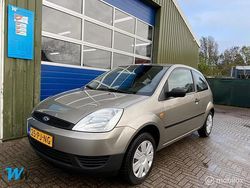 Grijs Gebruikt 2004 Ford Fiesta Ambiente Hatchback | € 1.999 (Eerlijke prijs)