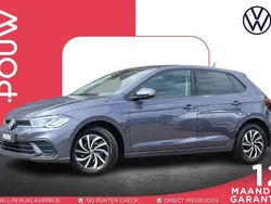 Grijs Gebruikt 2021 VW Polo Life Hatchback | € 18.950 (Eerlijke prijs)