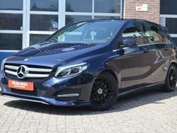 Blauw Gebruikt 2018 Mercedes B180 AMG MPV | € 16.999 (Eerlijke prijs)