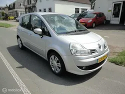 Grijs Gebruikt 2009 Renault Modus Dynamique MPV | € 1.750 (Goede deal)