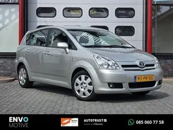 Grijs Gebruikt 2004 Toyota Corolla Verso Executive MPV | € 4.950 (Iets duurder)