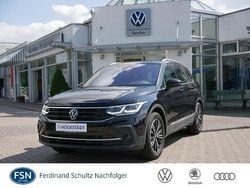 Zwart Gebruikt 2023 VW Tiguan Active SUV | € 46.808 (Duur)