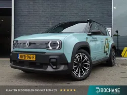 Blauw Gebruikt 2025 Renault 4 E-Tech Iconic SUV | € 42.925
