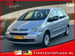 Grijs, metallic lak Gebruikt 2005 Citroën Xsara Picasso Attraction MPV | € 795 (Eerlijke prijs)
